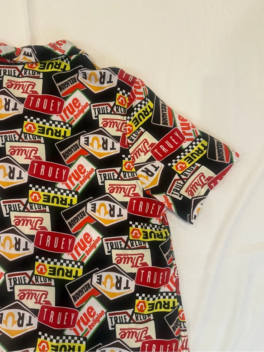 True Religion Brand Jeans Mens Camp Shirt Allover Print NWT L